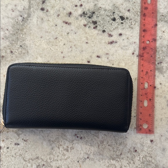 Coach Black Pebbled Leather Zip Wallet - Picture 2 of 3